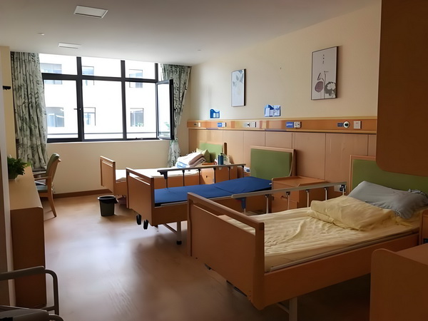 董璇失去的口碑，竟然被自己9岁的女儿挽回了
